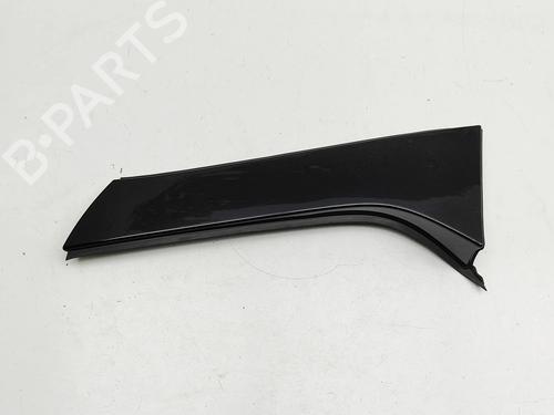 Pynteliste til bagklap MERCEDES-BENZ GLA (H247) GLA 200 (247.787) (163 hp) 30857101