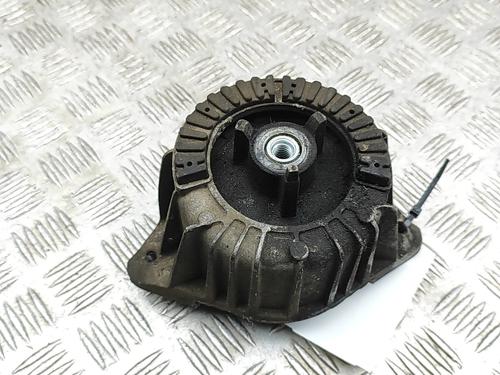 engine-mount-mercedes-benz-e-class-w212-2009-2010-2011-2012-2013-2014-2015-2016-33382305 main image