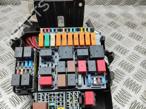 Fuse box IVECO DAILY VI Platform/Chassis 33S16, 35S16, 35C16, 40C16, 42S16, 50C16 | BP36045381E1 - Image 2