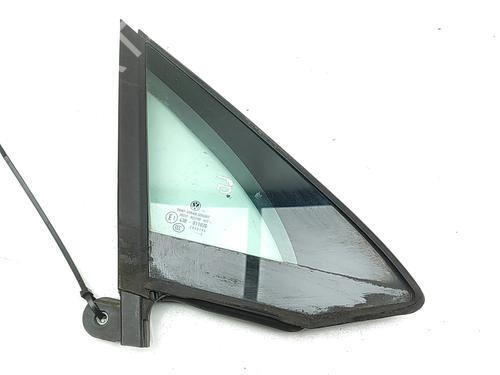 front-right-quarter-glass-vw-passat-b8-variant-3g5-cb5-2014-32421108 main image