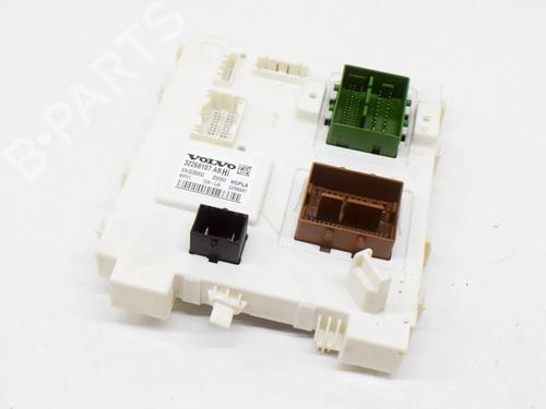 Used Electronic module VOLVO XC40 (536) T5 AWD (247 hp) 27750174