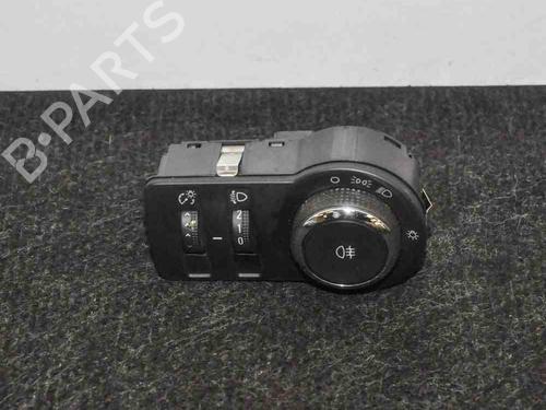 Used Electronic module OPEL ASTRA J Sports Tourer (P10) 1.6 (35) (116 hp) 6720384