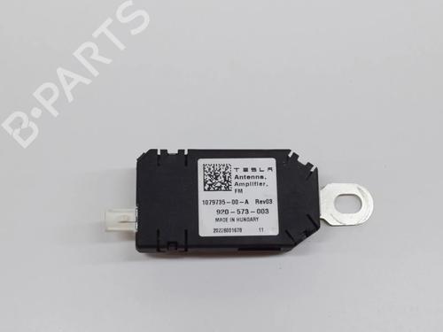 Used Electronic module Electronic module TESLA MODEL Y (5YJY) EV Performance All-wheel Drive (462 hp) 33351439 33351439