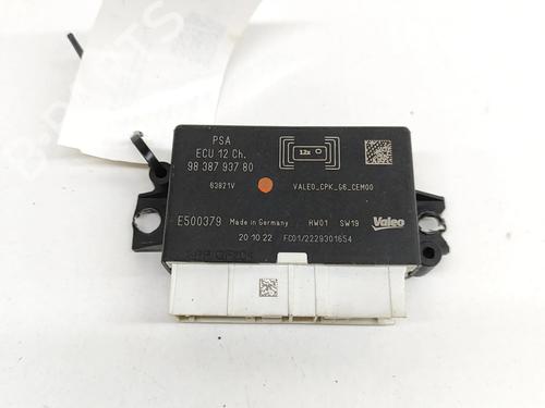Used Electronic module PEUGEOT 2008 II (UD_, US_, UY_, UJ_, UR_, UC_) e-2008 (UKZKXZ) (136 hp) 30130462