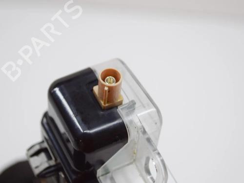 Antenne/Base TESLA MODEL Y (5YJY) EV Performance All-wheel Drive | BP28547799C140