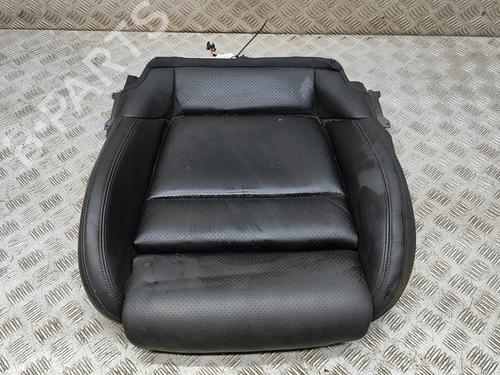 Stol høyre foran PORSCHE TAYCAN Cross Turismo (Y1B) 4S Performance Battery Plus (Y1BDB1) (571 hp) 27772824