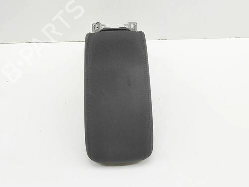 Used Armrest / Center console Armrest / Center console AUDI A3 Sportback (8YA, 8YF) 35 TFSI (150 hp) 39884285 39884285