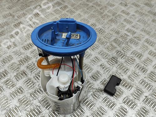 Used Fuel pump SKODA KAROQ (NU7, ND7) 1.0 TSI (116 hp) 15852179