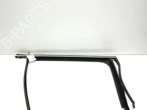 Used Door moulding trim Door moulding trim SKODA SUPERB IV Estate (NZ5) 1.5 TSI iV PHEV (204 hp) 36703710 36703710