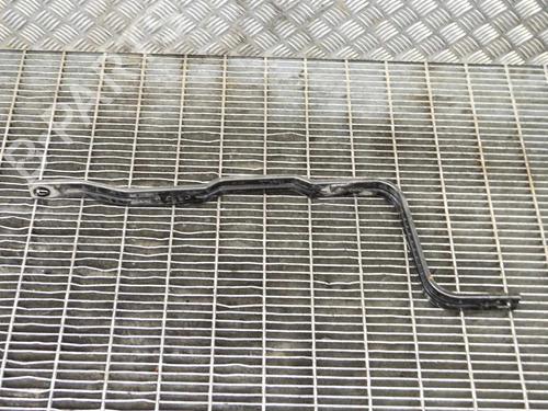 Suporte PEUGEOT 3008 II SUV (MC_, MR_, MJ_, M4_) 1.2 THP/ PureTech 130 (MRHNSM, MRHNSU, MRHNSJ, MRHNYW,... (131 hp) 14616310