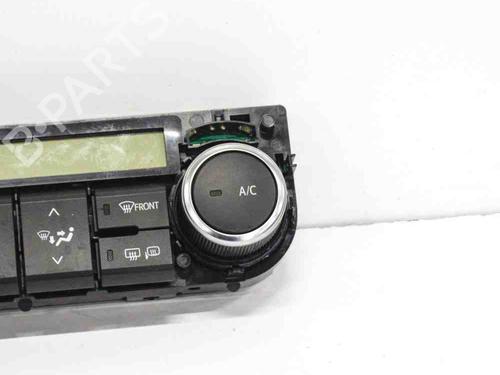 Climate control TOYOTA AURIS Estate (_E18_) 1.8 Hybrid (ZWE186_, ZWE186R, ZWE186H) | BP6746744I5 
