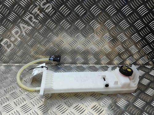 Used Brake fluid reservoir Brake fluid reservoir VW MULTIVAN T7 (STM, STN) 1.4 eHybrid (218 hp) 33375256 33375256