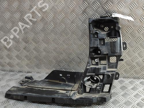 Used Rear bumper bracket BMW X7 (G07) xDrive M 50 d (400 hp) 28615886