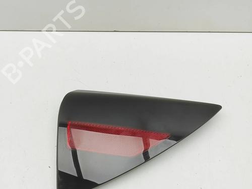 Used Rear bumper right light Rear bumper right light TESLA MODEL 3 (5YJ3) EV Performance AWD (627 hp) 33697929 33697929