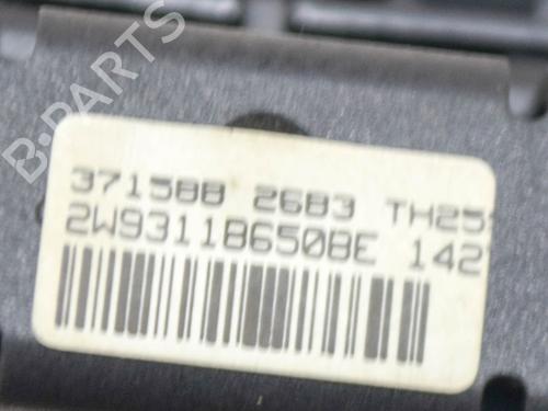 Switch JAGUAR XJ (X350, X358) 4.2 | BP8842569I30 