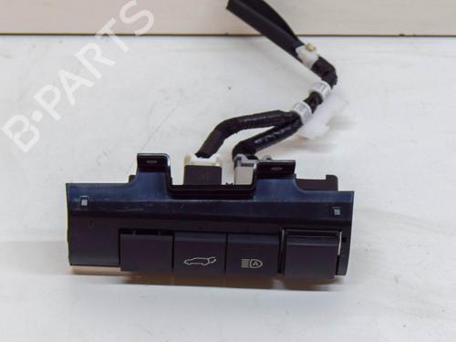 Used Switch TOYOTA bZ4X (_EAM1_) EV (YEAM15) (218 hp) 29391739