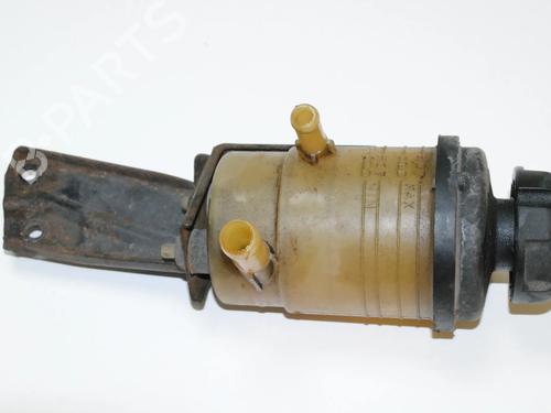Used Power steering reservoir HYUNDAI SANTA FÉ II (CM) 2.2 CRDi (155 hp) 30244945