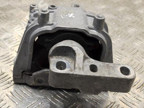 Used Engine mount Engine mount SKODA SUPERB II Estate (3T5) 2.0 TDI (170 hp) 8843019 8843019