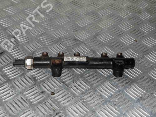 Used Injection rail VOLVO C30 (533) D2 (115 hp) 6718551