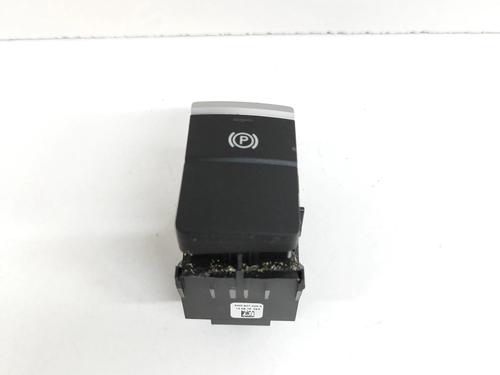 Used Switch AUDI A4 B9 Avant (8W5, 8WD) 2.0 TDI (150 hp) 17767261