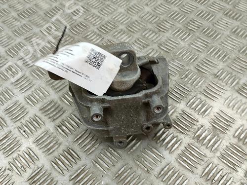 Engine mount VW PASSAT B7 Variant (365) 1.6 TDI | BP26441776M89 