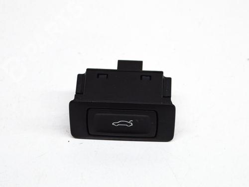 switch-audi-q5-fyb-fyg-20-tdi-quattro-audi-4g0959831c-2016-11113169 main image
