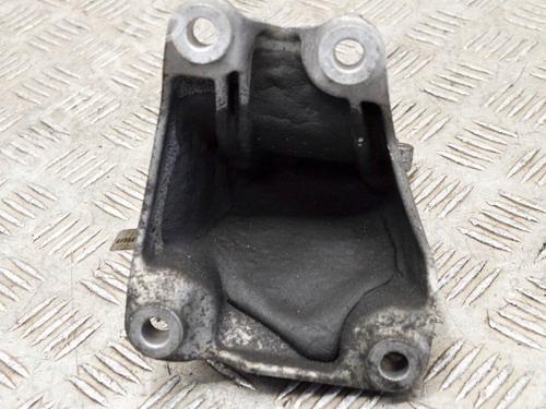 Support BMW 3 (F30, F80) 320 d | BP14645534C155