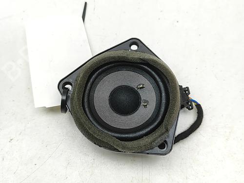 speaker-porsche-macan-95b-2014-34136675 main image