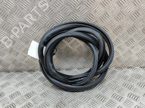 Used Rubber door seal HONDA CIVIC X Hatchback (FC_, FK_) 2.0 Type-R (FK8) (320 hp) 21077830