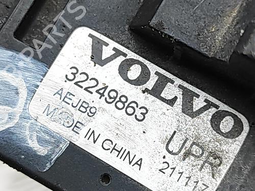 Electronic sensor VOLVO V60 II (225) B6 Mild-Hybrid AWD | BP32238945M84