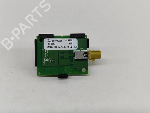 Antenne/Base MERCEDES-BENZ CLA (C118) CLA 250 e (118.386) (218 hp) 27771067