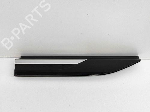 Used Front right wheel arch trim LAND ROVER RANGE ROVER VELAR (L560) 3.0 D300 SDV6 4x4 (300 hp) 29458341