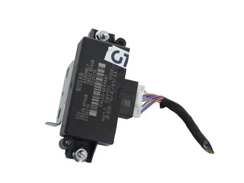 Used Electronic module NISSAN JUKE (F16_) DIG-T 117 (117 hp) 30239261