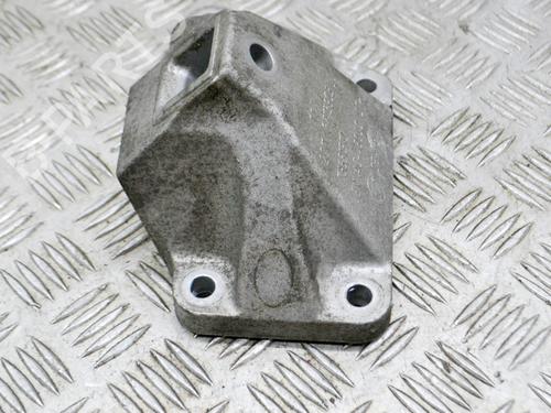 Used Support BMW 5 (F10) 550 i (449 hp) 14640107