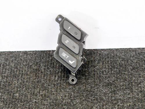 Used Switch HONDA CR-V IV (RM_) 2.2 i-DTEC AWD (RE6) (150 hp) 6750314