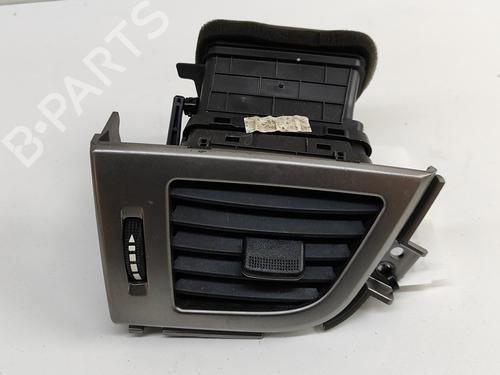 Used Air vent HYUNDAI i30 (GD) 1.6 CRDi (110 hp) 26524149