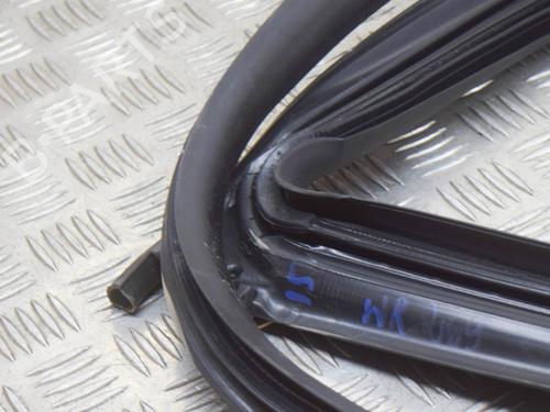 Rubber door seal MASERATI QUATTROPORTE VI 3.0 D | BP14622583C142 