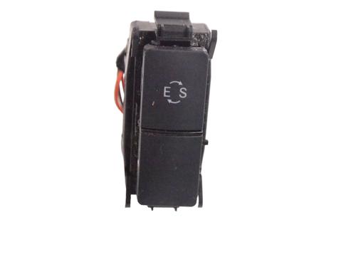 switch-mercedes-benz-e-class-w212-2009-2010-2011-2012-2013-2014-2015-2016-30826526 main image