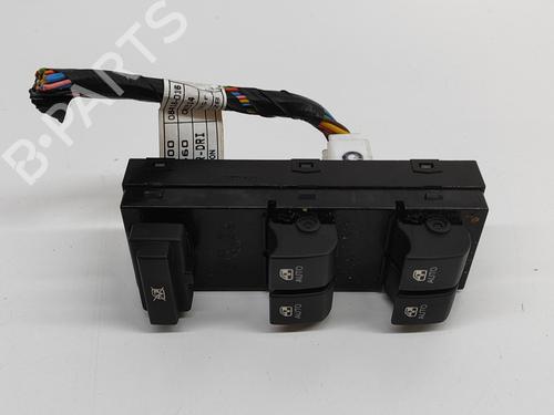 Used Right front window switch KIA CEE'D SW (ED) 1.6 CRDi 115 (115 hp) 24306745