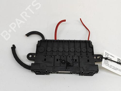 Used Fuse box Fuse box LAND ROVER RANGE ROVER SPORT II (L494) 5.0 SCV8 4x4 (510 hp) 27787385 27787385