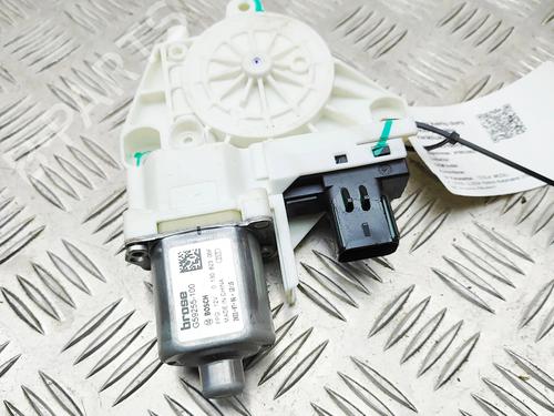 Left rear window motor TESLA MODEL Y (5YJY) Long Range All-wheel Drive | BP39073108E23 - Image 2