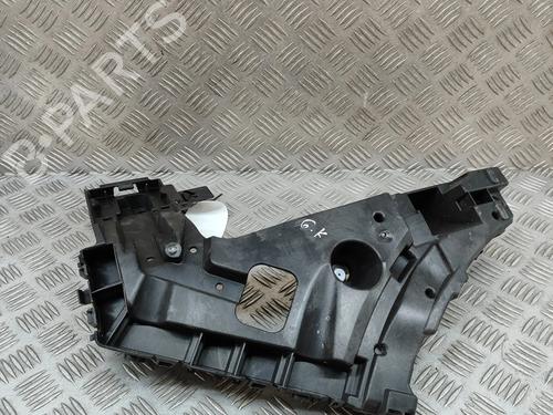 Used Rear bumper bracket VOLVO XC40 (536) B3 Mild-Hybrid (163 hp) 28555693