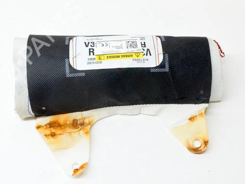 BP27752298C14 main image