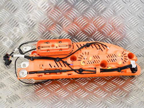 Used Electronic module Electronic module TESLA MODEL S (5YJS) 75D AWD (525 hp) 20233072 20233072