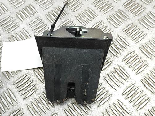 Tailgate lock VW PASSAT B8 Variant (3G5, CB5) 2.0 TDI | BP32421103C101 - Image 2