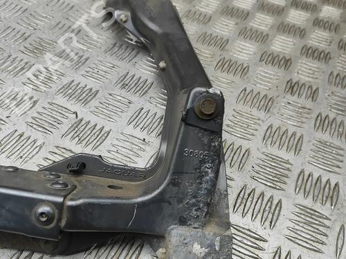 Left headlight support JAGUAR F-PACE (X761) 2.0 TD4 | BP31217054C157