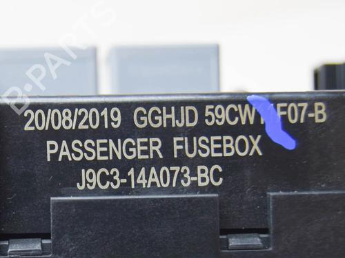 Fuse box JAGUAR E-PACE (X540) 2.0 D180 AWD | BP36042915E1 - Image 6