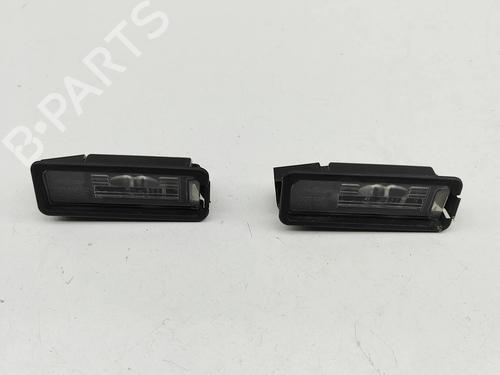 Used Licence plate light VW GOLF VIII (CD1, DA1) 2.0 TDI GTD (200 hp) 31715647
