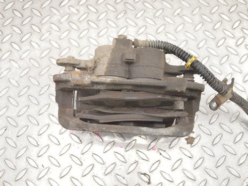 Left front brake caliper LAND ROVER DISCOVERY IV (L319) 3.0 TD 4x4 | BP30239006M105