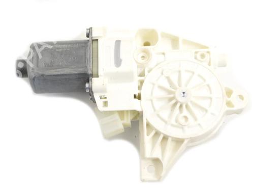 Used Right front window motor Right front window motor LAND ROVER RANGE ROVER IV (L405) 4.4 SDV8 4x4 (340 hp) 33343278 33343278